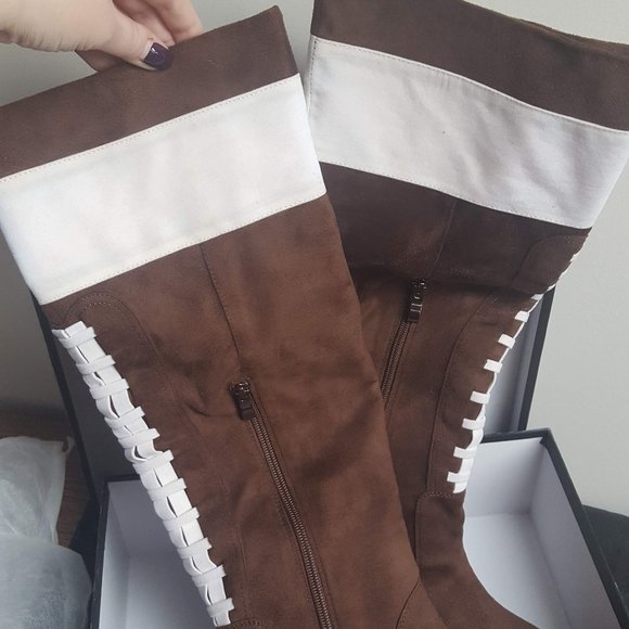 Herstar Football Style Boots Size 8 NWT - Picture 5 of 6